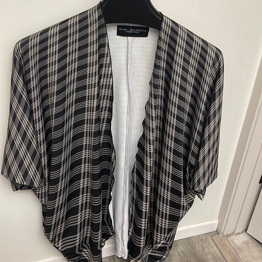 Hawaii designer Kini Zamora cape jacket one size